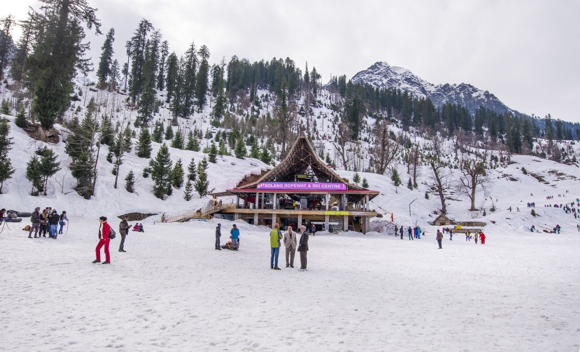 Solang Valley Resort Palchan Екстер'єр фото