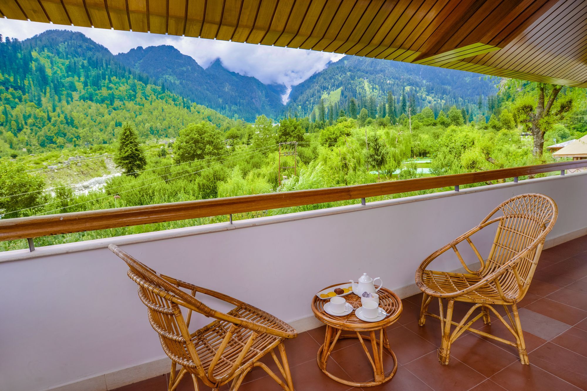 Solang Valley Resort Palchan Екстер'єр фото