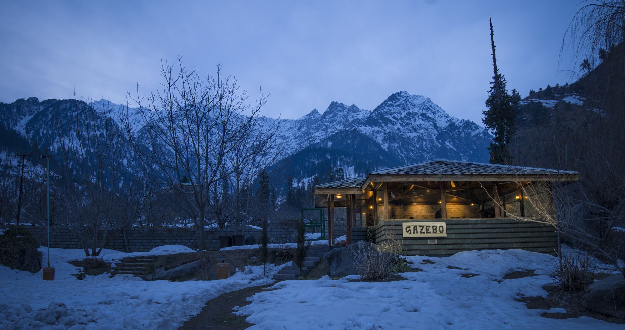Solang Valley Resort Palchan Екстер'єр фото