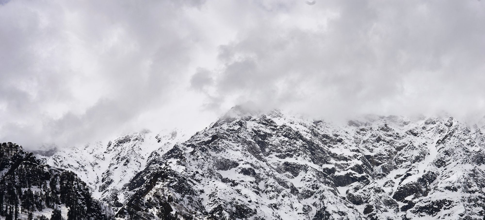 Solang Valley Resort Palchan Екстер'єр фото