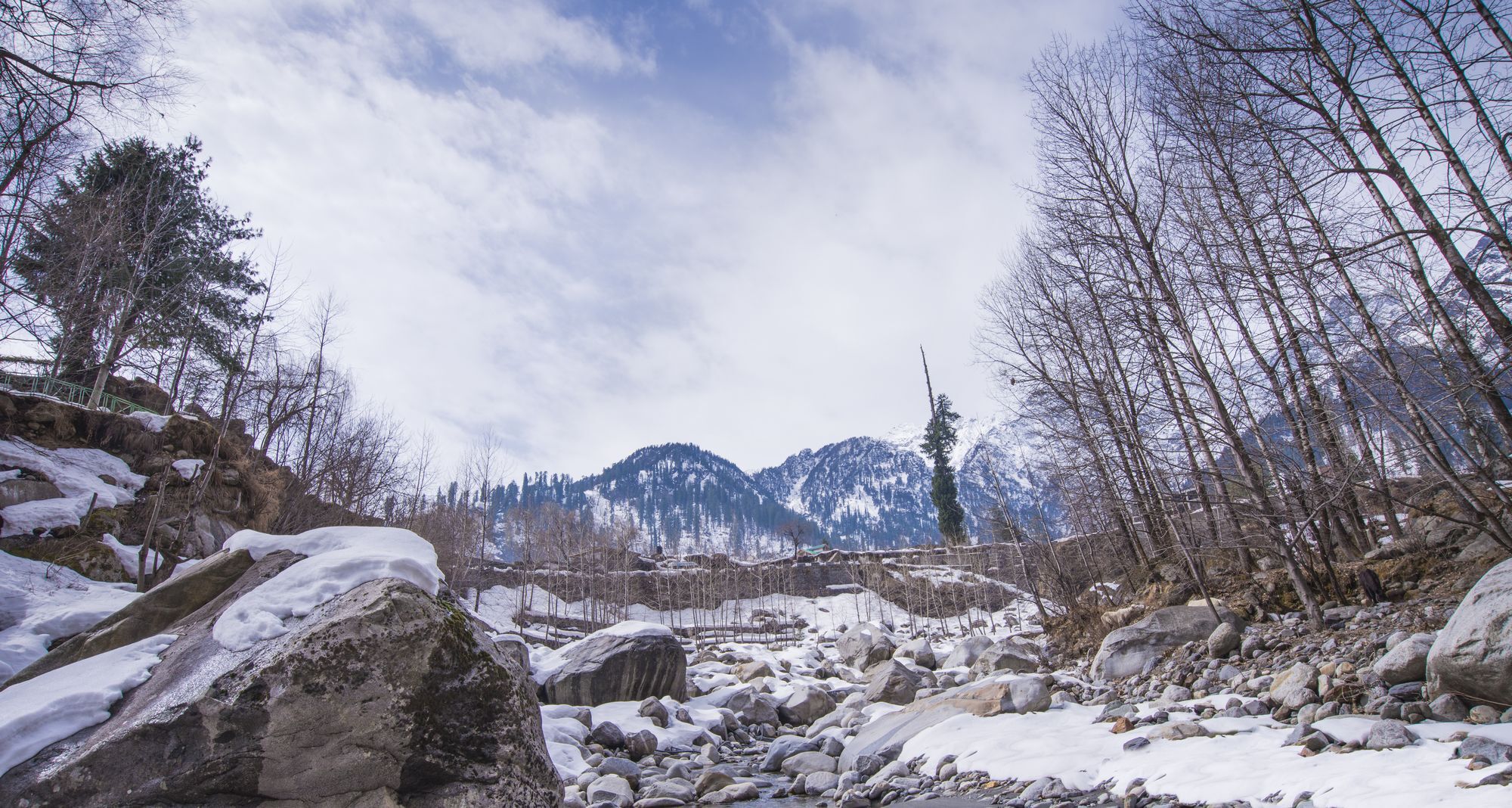Solang Valley Resort Palchan Екстер'єр фото